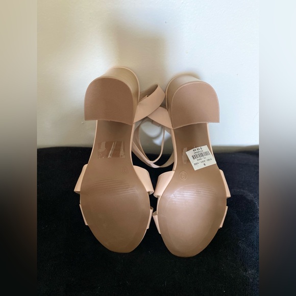 Wild Diva Faux Leather Minimal High Heel - Picture 3 of 5